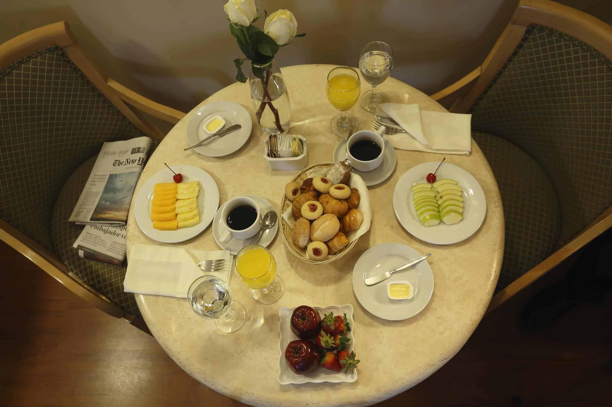 Suites Del Bosque Hotel ليما المظهر الخارجي الصورة