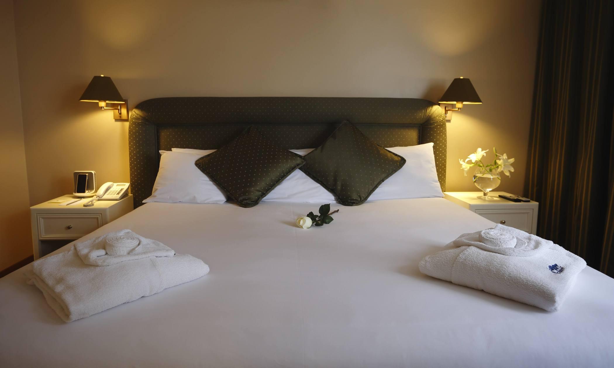 Suites Del Bosque Hotel ليما المظهر الخارجي الصورة